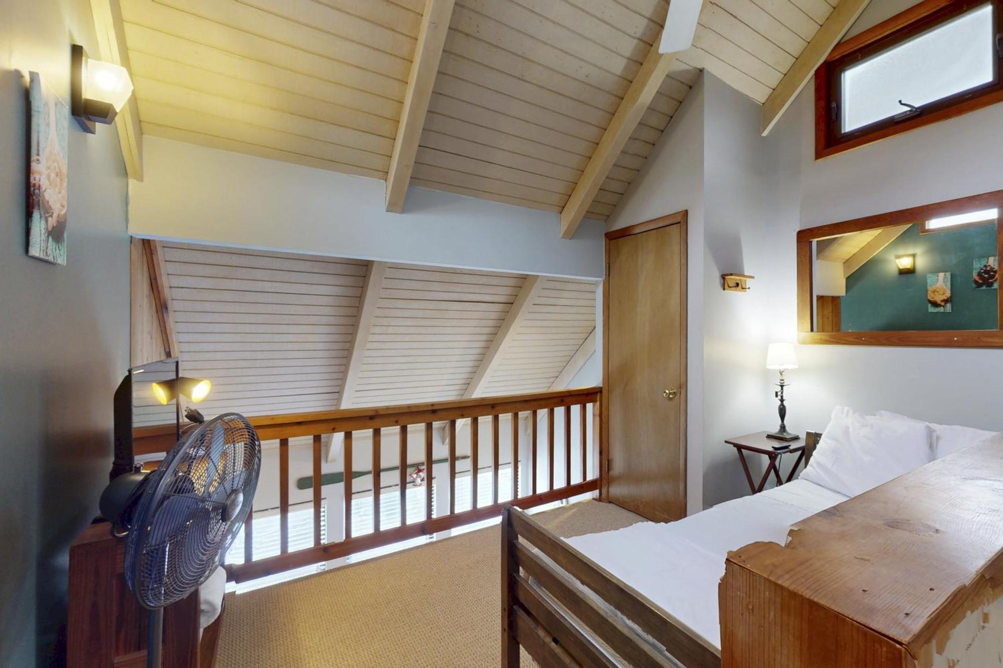Jeffrey Lane Condos Thayerville Chambre photo