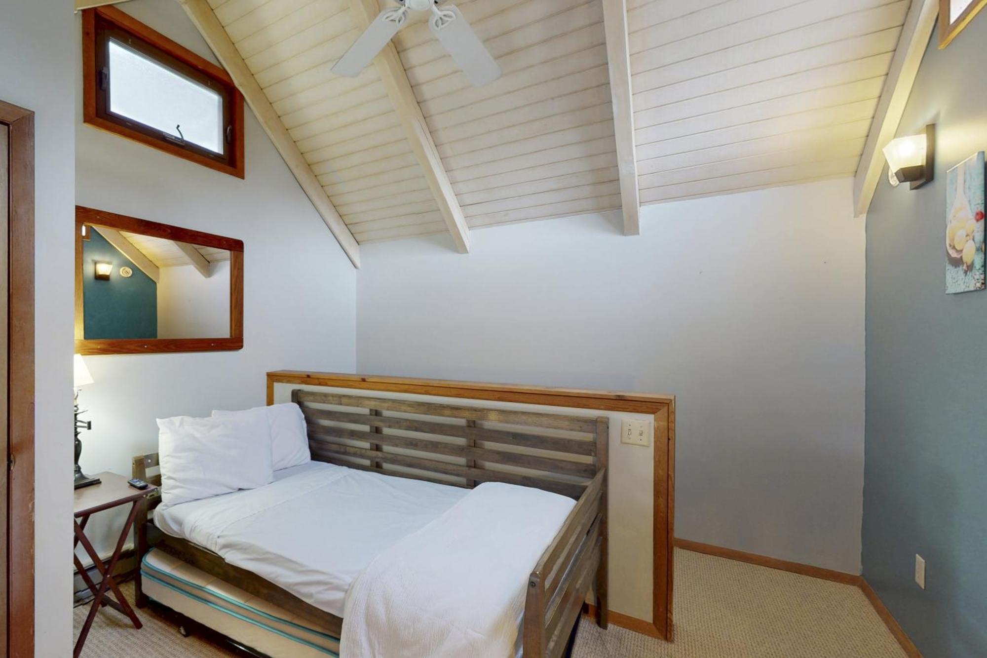 Jeffrey Lane Condos Thayerville Chambre photo