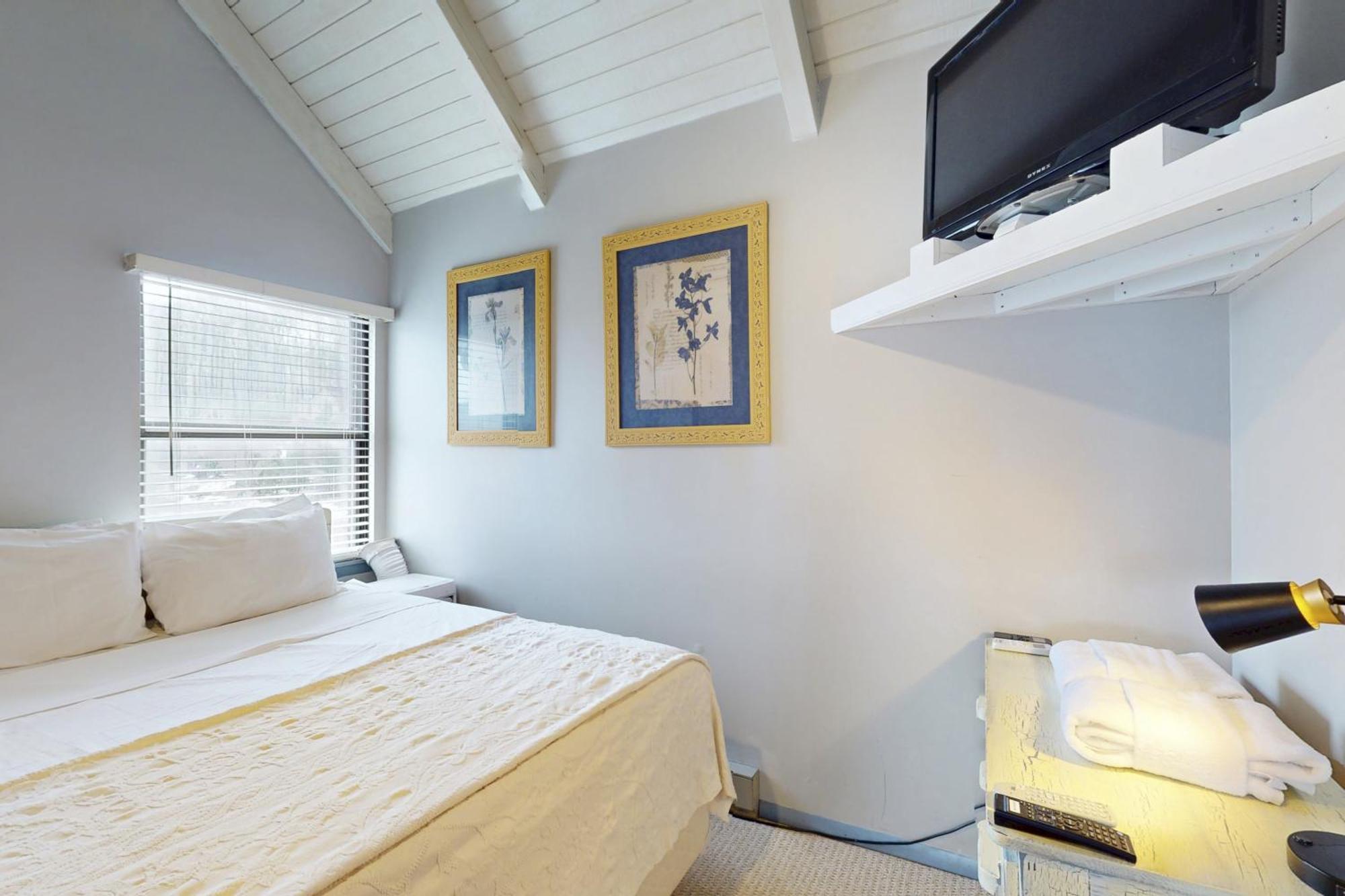 Jeffrey Lane Condos Thayerville Chambre photo