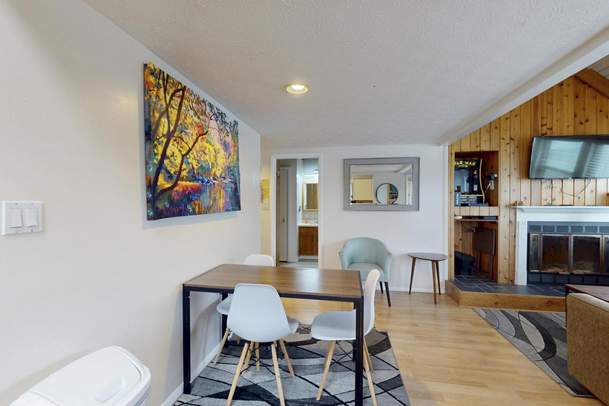 Jeffrey Lane Condos Thayerville Chambre photo