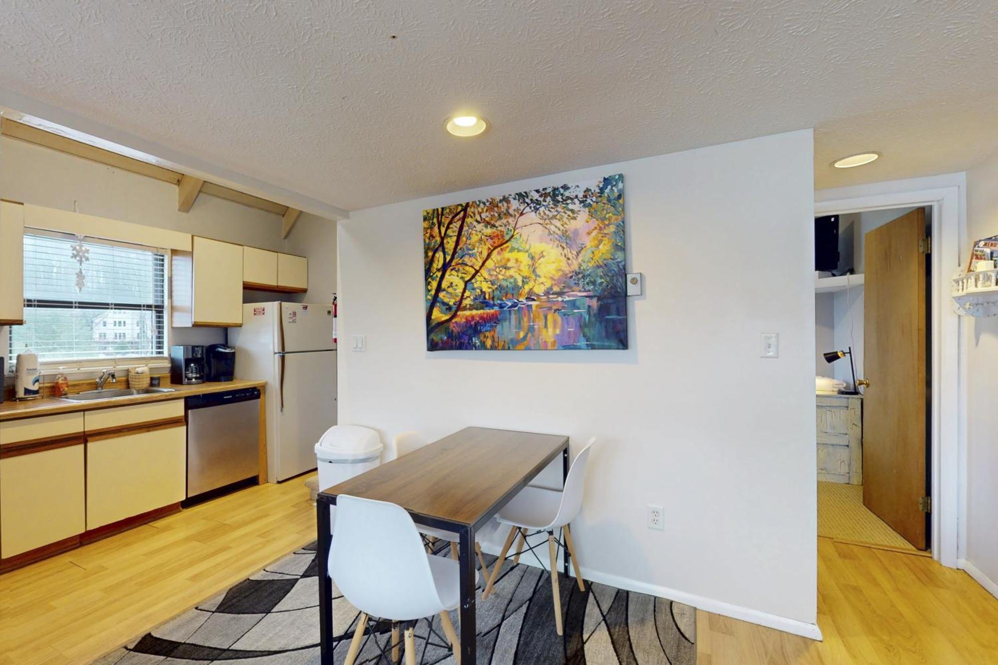 Jeffrey Lane Condos Thayerville Chambre photo