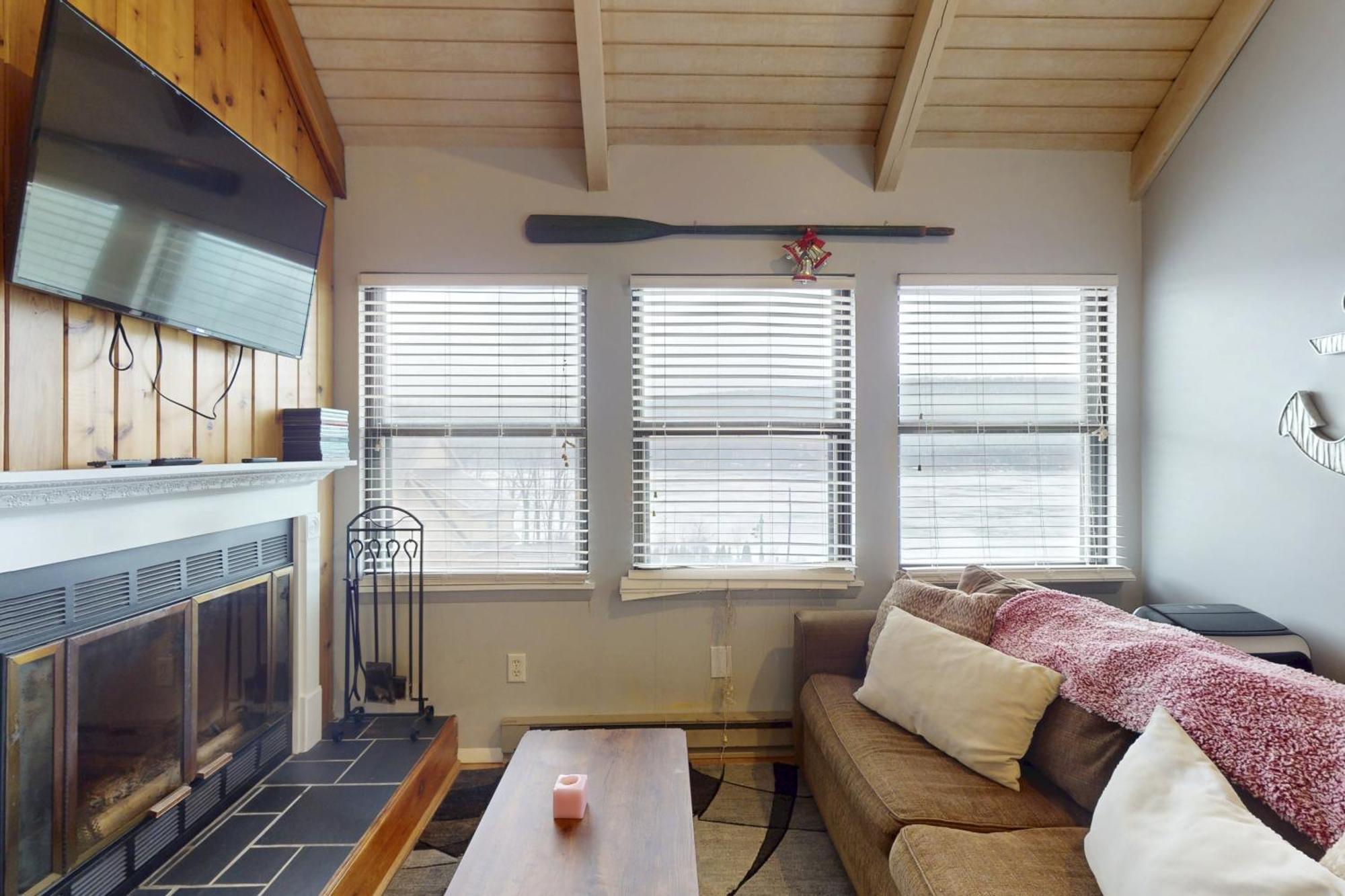 Jeffrey Lane Condos Thayerville Chambre photo